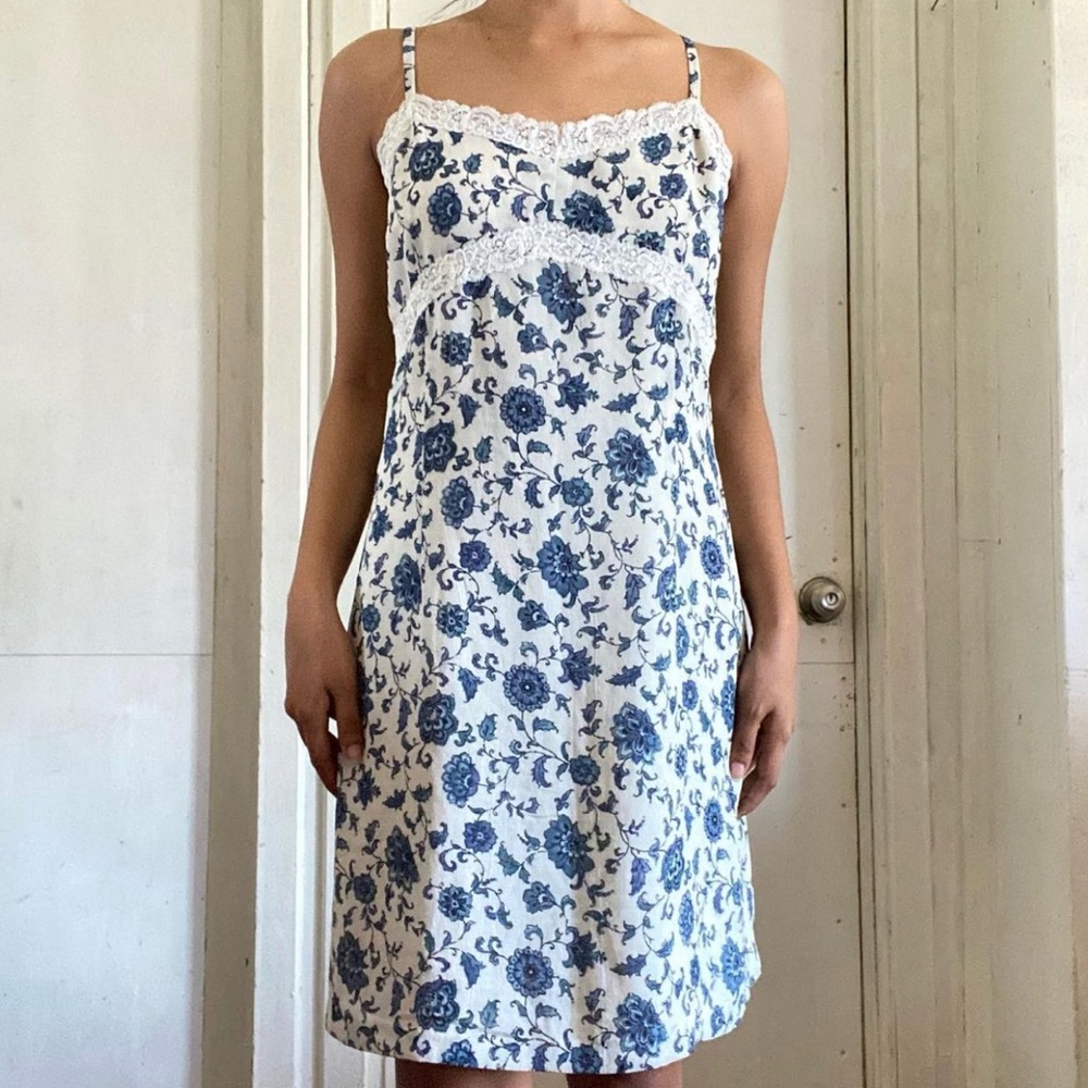 vintage veeko floral dress